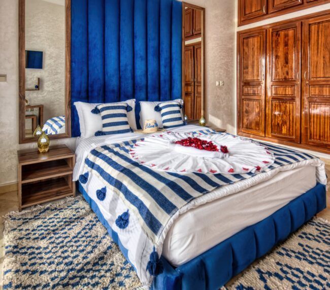 chambre-02-aman-hotel-appart-auberge_residence-blue-wave-lodge-imi-ouaddar_04